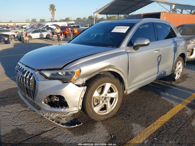 44623225 :رقم المزاد ، WA1AECF35L1015692 vin ، 2020 Audi Q3 Premium 45 Tfsi Quattro Tiptronic مزاد بيع