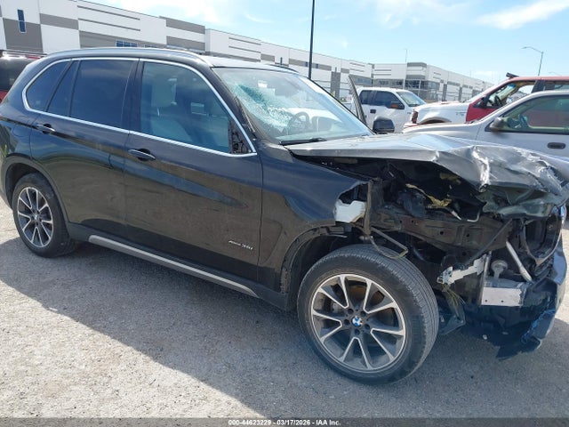 44623229 :رقم المزاد ، 5UXKR0C37H0V77185 vin ، 2017 Bmw X5 Xdrive35i مزاد بيع