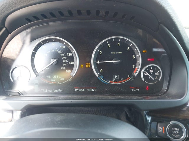44623229 :رقم المزاد ، 5UXKR0C37H0V77185 vin ، 2017 Bmw X5 Xdrive35i مزاد بيع