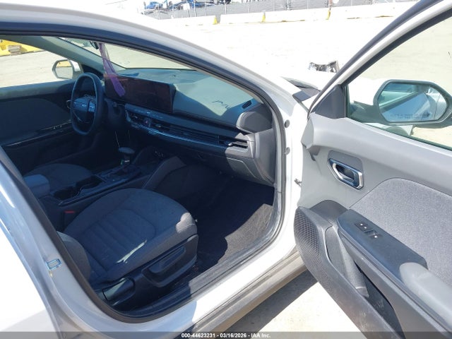 KIA K4 Ex 2025 3KPFU4DE6SE083410 Image 5