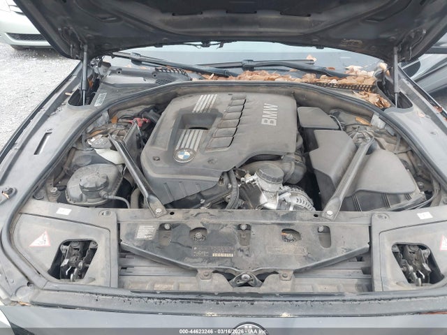 2011 Bmw 528i მანქანა იყიდება აუქციონზე, vin: WBAFR1C55BDJ97947, აუქციონის ნომერი: 44623246