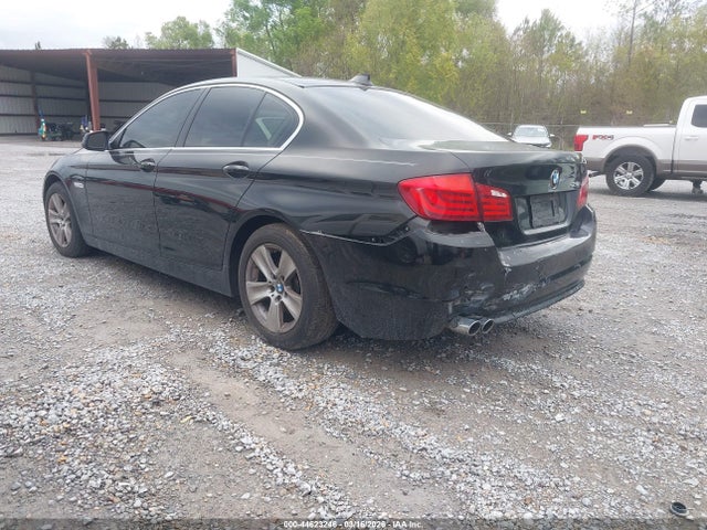 2011 Bmw 528i მანქანა იყიდება აუქციონზე, vin: WBAFR1C55BDJ97947, აუქციონის ნომერი: 44623246