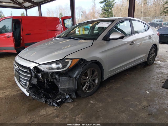 5NPD84LF8JH322746 Hyundai ELANTRA SEL
