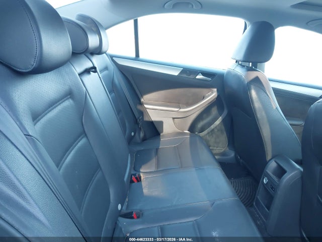 44623333 :رقم المزاد ، 3VWD07AJ2EM273735 vin ، 2014 Volkswagen Jetta 1.8t Se مزاد بيع