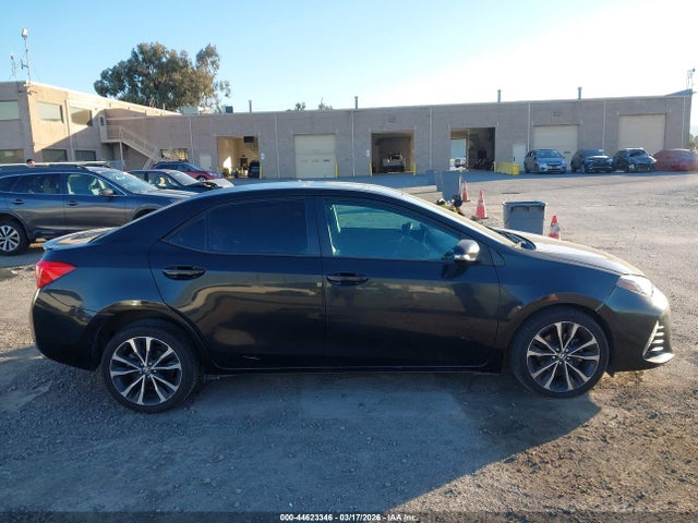 Toyota COROLLA SE 2017 5YFBURHE7HP630620 Image 13