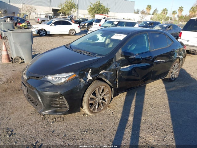 Toyota COROLLA SE 2017 5YFBURHE7HP630620 Image 2