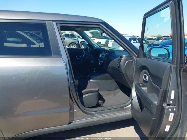 KIA Soul 2018 KNDJN2A21J7585813 Image 5