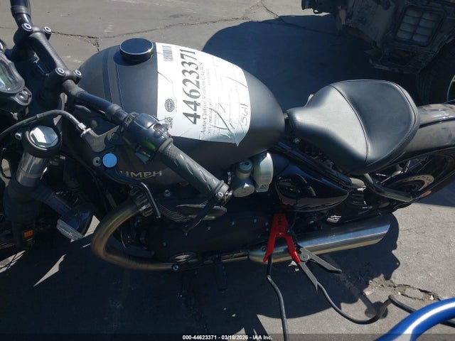 Triumph Motorcycle Bonneville Bobber 2023 SMTD53HL7PTBL4617 Image 12
