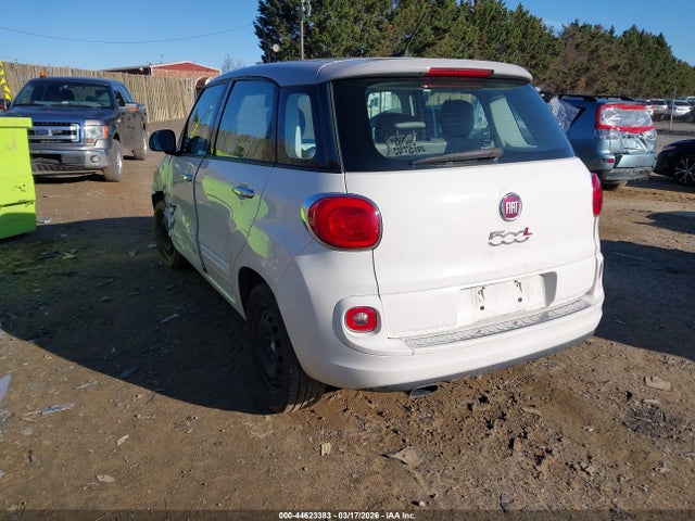2014 FIAT 500L ZFBCFAAH6EZ015503 Photo 2