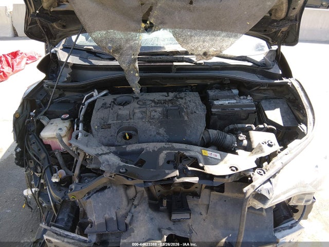 JTNKHMBX4L1090217 Toyota C-HR LE