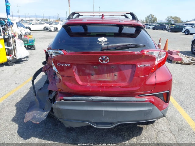JTNKHMBX2K1057411 Toyota C-HR XLE