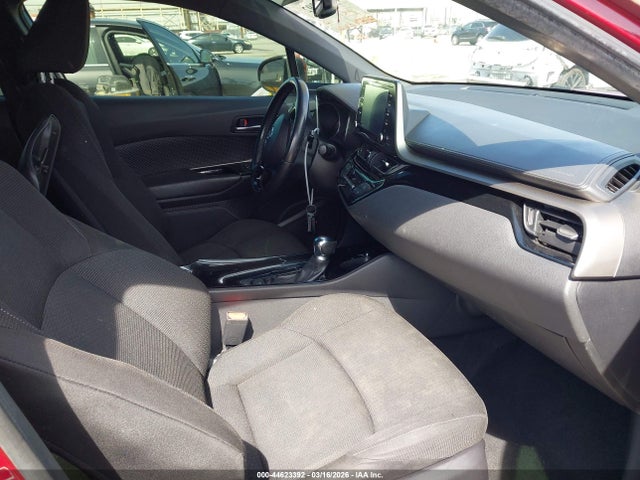 JTNKHMBX2K1057411 Toyota C-HR XLE