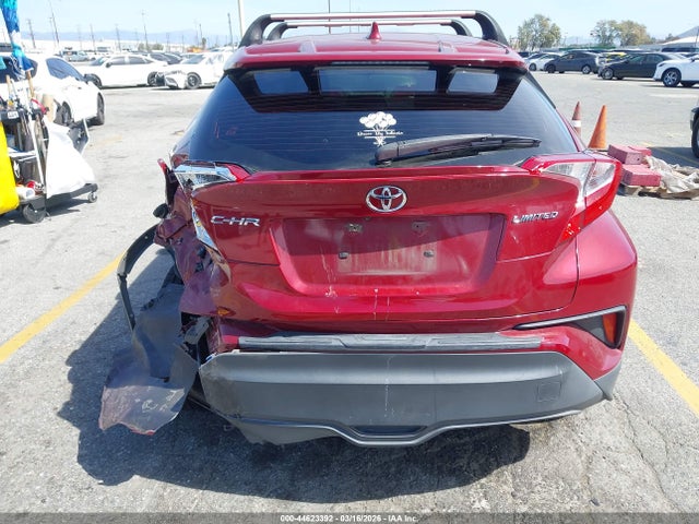 JTNKHMBX2K1057411 Toyota C-HR XLE