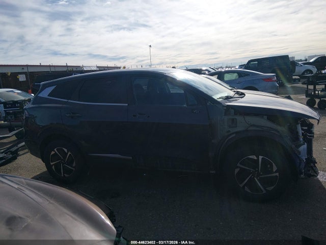 Продажа на аукционе авто 2023 Kia Sportage Hybrid Lx, vin: KNDPUCAGXP7050664, номер лота: 44623402