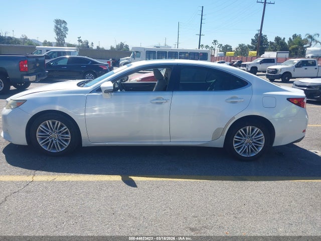 44623423 :رقم المزاد ، JTHBK1GG0D2050224 vin ، 2013 Lexus Es 350 مزاد بيع