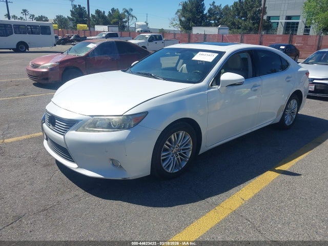 44623423 :رقم المزاد ، JTHBK1GG0D2050224 vin ، 2013 Lexus Es 350 مزاد بيع