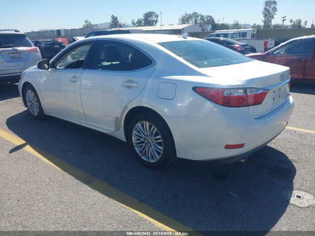 44623423 :رقم المزاد ، JTHBK1GG0D2050224 vin ، 2013 Lexus Es 350 مزاد بيع