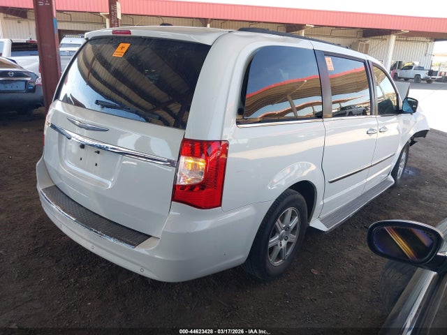 2011 CHRYSLER TOWN & COUNTRY 2A4RR5DG9BR688231 Photo 3