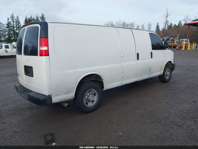 1GCWGBFP7J1254001 Chevrolet Express 2500 Work Van