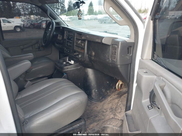 1GCWGBFP7J1254001 Chevrolet Express 2500 Work Van