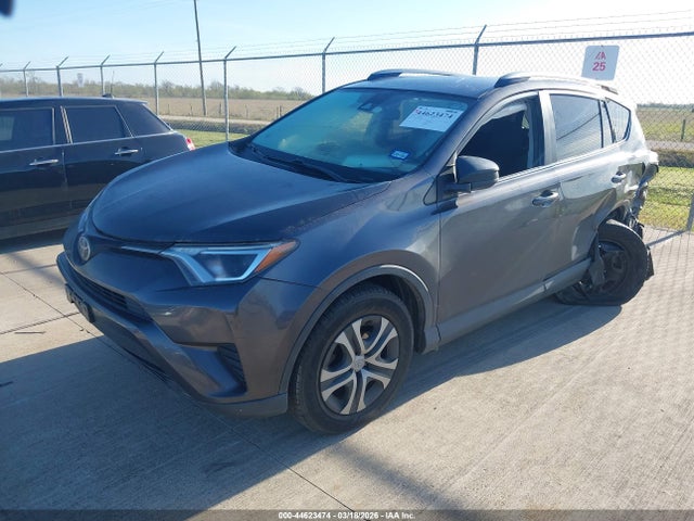 Toyota RAV4 LE 2017 JTMZFREV2HJ715981 Image 2
