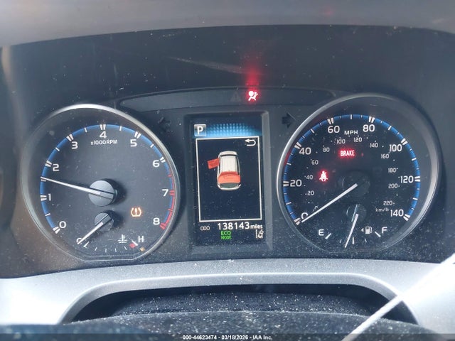 Toyota RAV4 LE 2017 JTMZFREV2HJ715981 Image 7