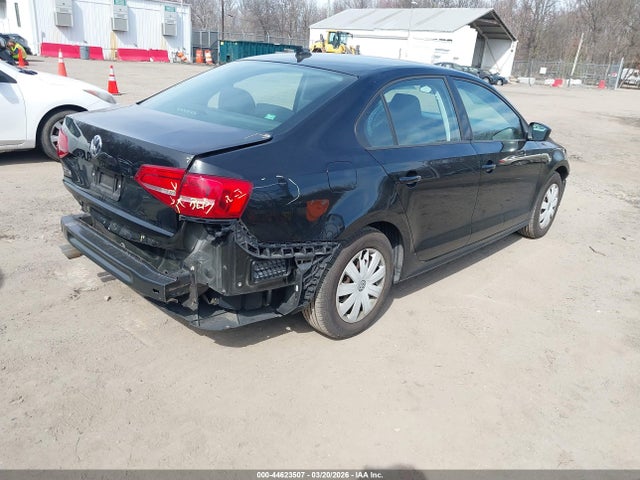 Продажа на аукционе авто 2015 Volkswagen Jetta 2.0l S, vin: 3VW2K7AJ1FM299570, номер лота: 44623507