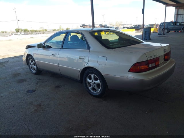 44623525 :رقم المزاد ، JT8BF28G2W0108101 vin ، 1998 Lexus Es 300 مزاد بيع