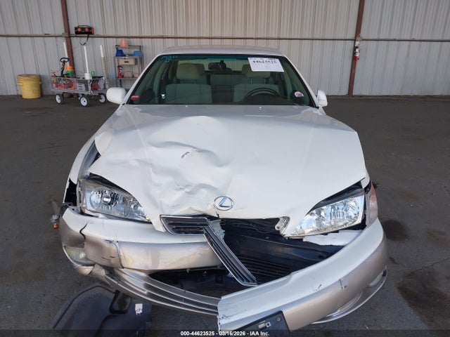 44623525 :رقم المزاد ، JT8BF28G2W0108101 vin ، 1998 Lexus Es 300 مزاد بيع
