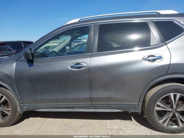 JN8AT2MVXKW397959 Nissan ROGUE SV