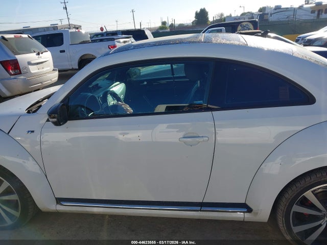 3VWVT7AT4FM606001 Volkswagen Beetle 2.0t R-line