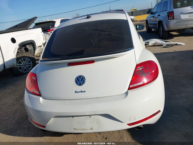 3VWVT7AT4FM606001 Volkswagen Beetle 2.0t R-line