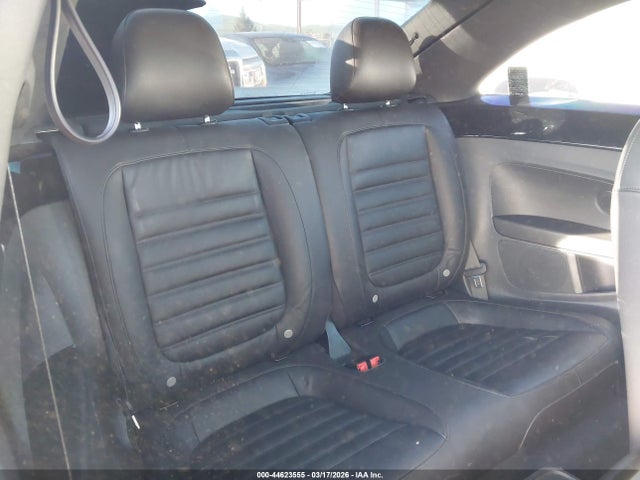 3VWVT7AT4FM606001 Volkswagen Beetle 2.0t R-line
