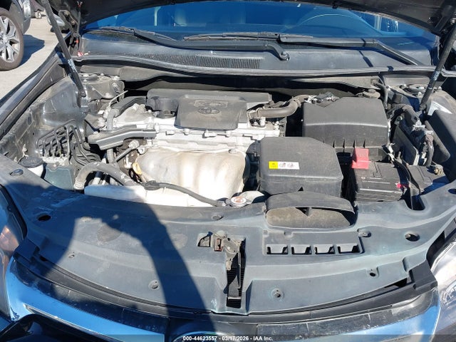 4T1BF1FK1HU312916 Toyota CAMRY SE