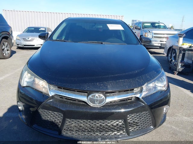 4T1BF1FK1HU312916 Toyota CAMRY SE
