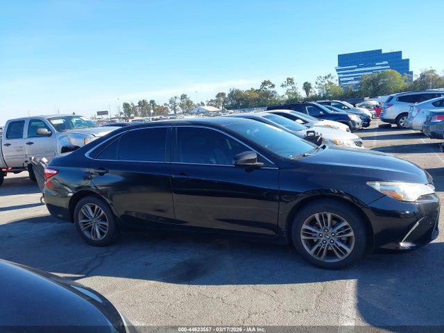 4T1BF1FK1HU312916 Toyota CAMRY SE