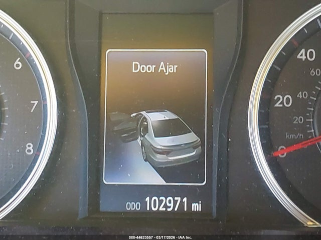 4T1BF1FK1HU312916 Toyota CAMRY SE