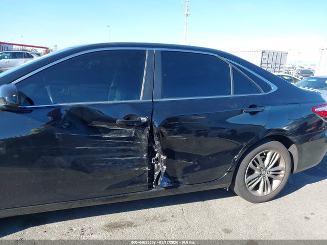 4T1BF1FK1HU312916 Toyota CAMRY SE