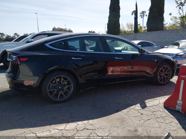 44623575 :رقم المزاد ، 5YJ3E1EA4KF410150 vin ، 2019 Tesla Model 3 Long Range/mid Range/standard Range/standard Range Plus مزاد بيع