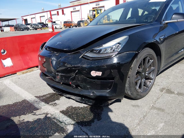 2019 TESLA MODEL 3 5YJ3E1EA4KF410150 Photo 5