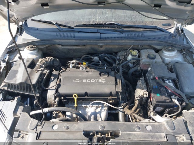 1G1PA5SH2E7132776 Chevrolet Cruze Ls Auto
