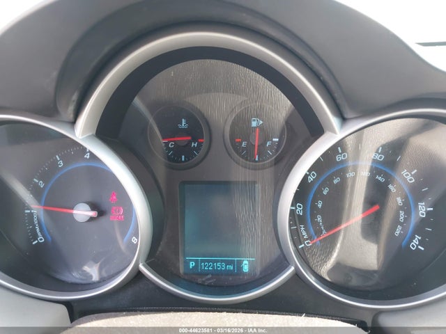 1G1PA5SH2E7132776 Chevrolet Cruze Ls Auto