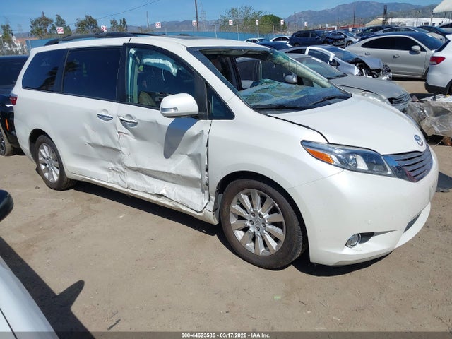 2015 TOYOTA SIENNA 5TDYK3DC0FS623076