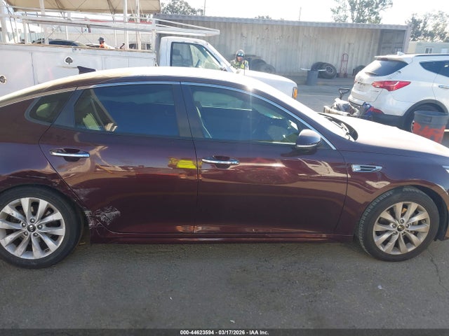 5XXGT4L31JG251743 KIA Optima Lx