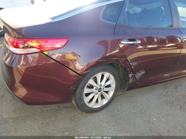 5XXGT4L31JG251743 KIA Optima Lx