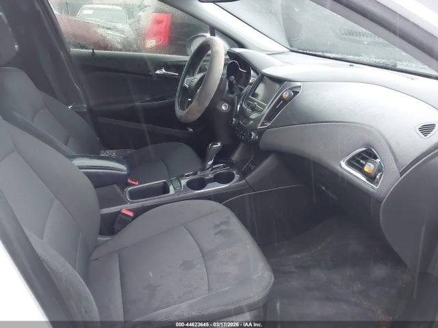 1G1BE5SM3K7118263 Chevrolet CRUZE LT