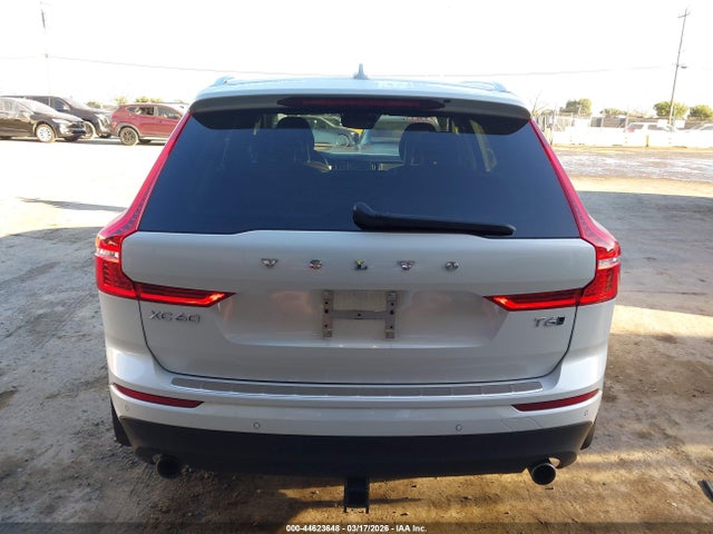 LYVA22RK2JB096703 Volvo Xc60 T6 Momentum
