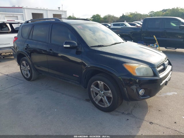 2011 TOYOTA RAV4 JTMRK4DV1B5100211
