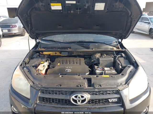 2011 TOYOTA RAV4 JTMRK4DV1B5100211 Photo 9