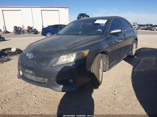 2011 TOYOTA CAMRY 4T1BF3EK2BU643590 Photo 1